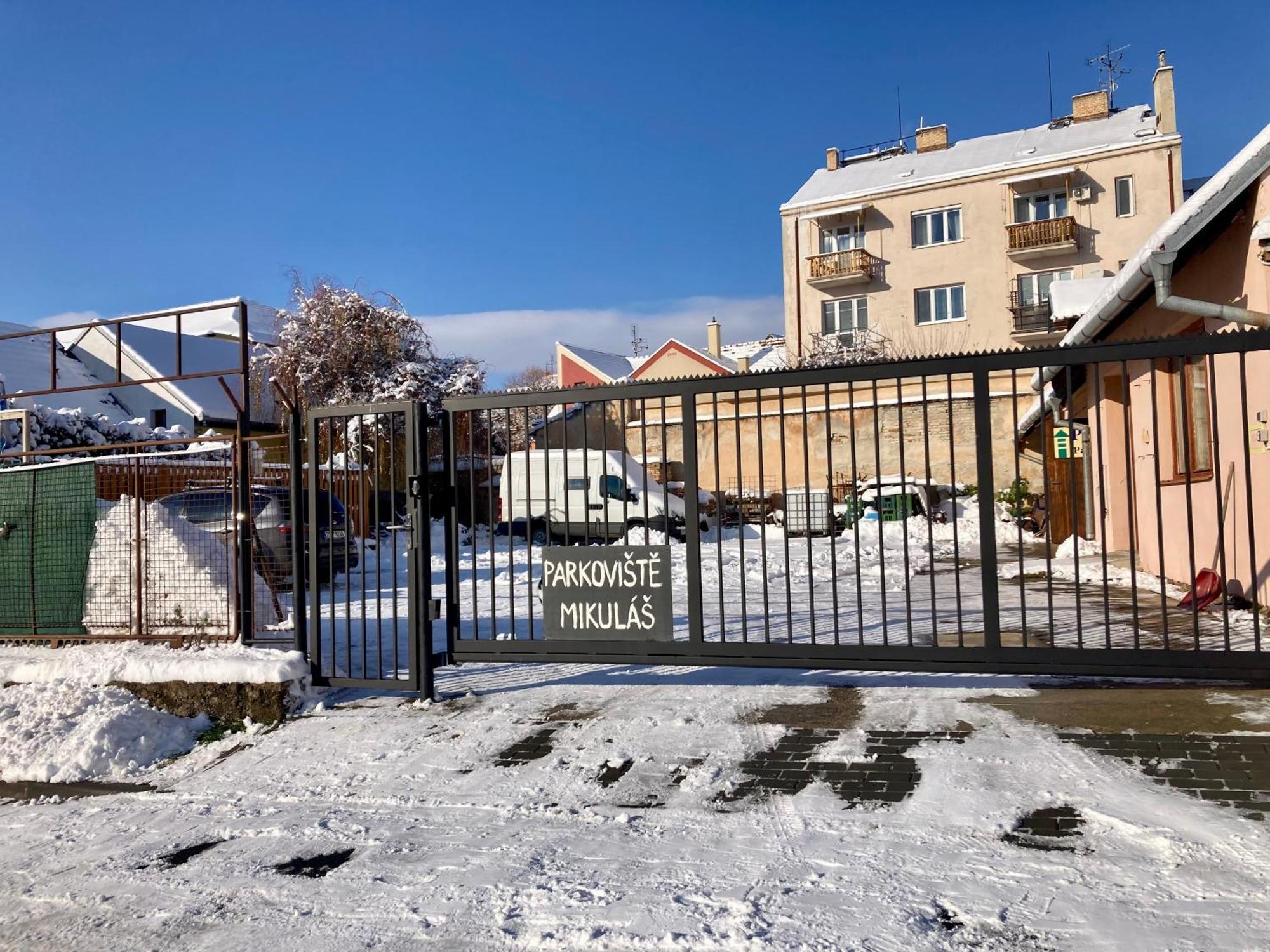 Guesthouse Mikulas Mikulov - Free Parking In The City Center Exterior photo
