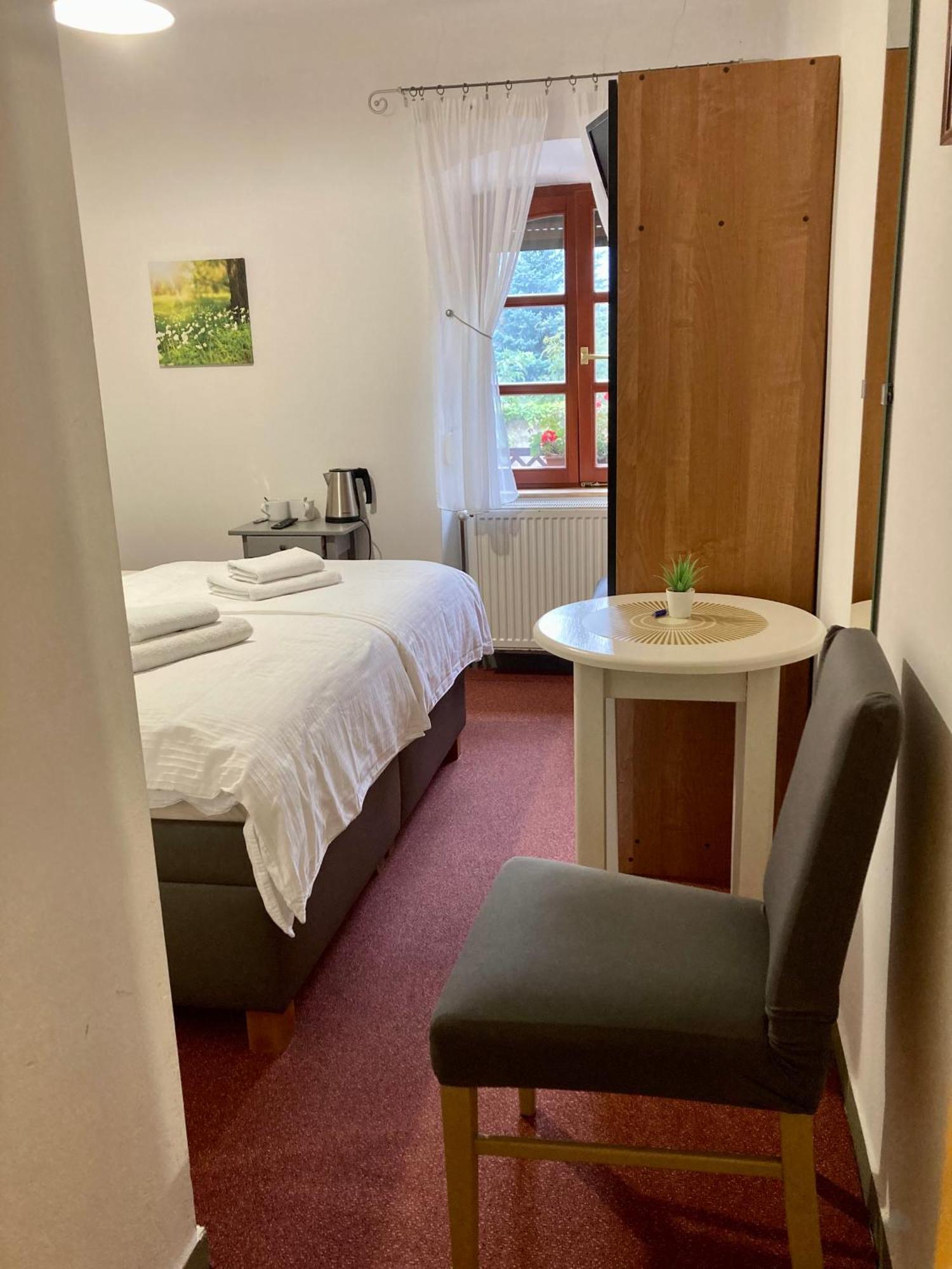 Guesthouse Mikulas Mikulov - Free Parking In The City Center Exterior photo