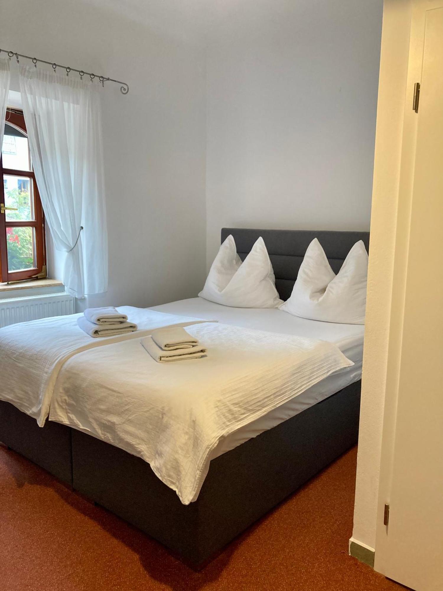 Guesthouse Mikulas Mikulov - Free Parking In The City Center Exterior photo