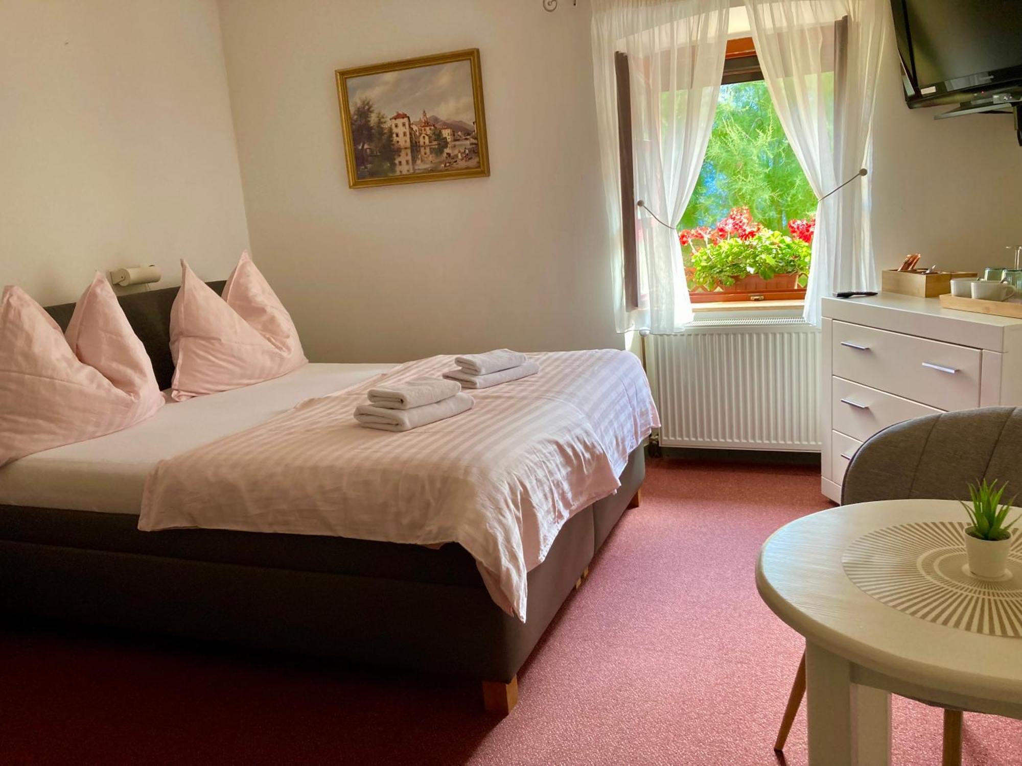 Guesthouse Mikulas Mikulov - Free Parking In The City Center Exterior photo
